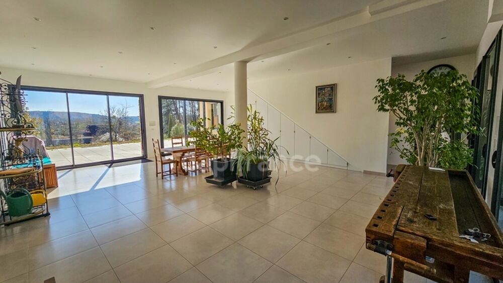 � vendre  Propri�t�/ch�teau Le Val-Saint-Germain (91530)