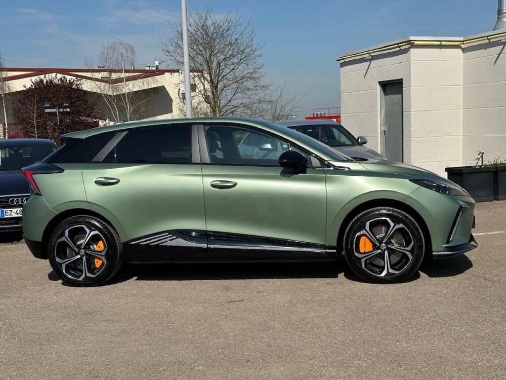 MG4 ELECTRIC 64KWH - 320 KW 4WD XPOWER 2024 occasion 78240 Chambourcy