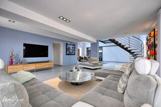  Propri�t�/ch�teau � vendre 8 pi�ces 365 m�