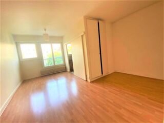  Appartement  louer 1 pice 34 m