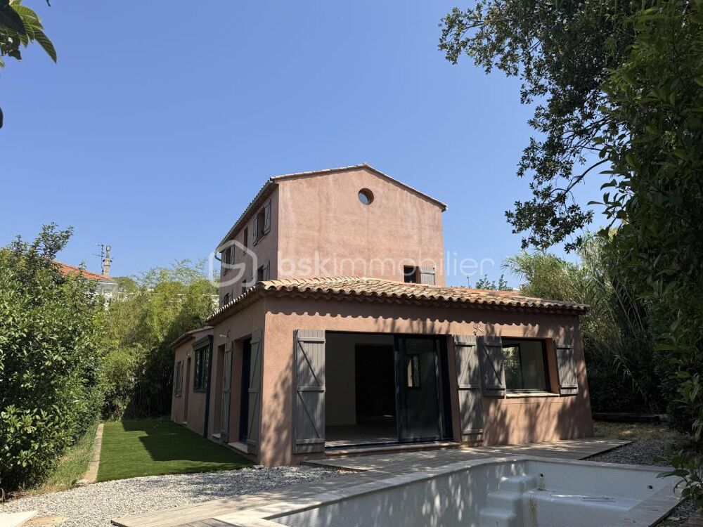 MAISON NEUVE DE 170 M2, 5 CHAMBRES, PISCINE, À TOULON- QUARTIER LA SERINETTE, AU CALME ABSOLU