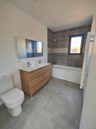 Vente Villa GINESTAS – VILLA PLAIN-PIED - NEUVE de 91m² habitable – RE 2020 - 3 CHAMBRES dont SUITE PARENTALE avec son DRESSING et sa SALLE Ginestas