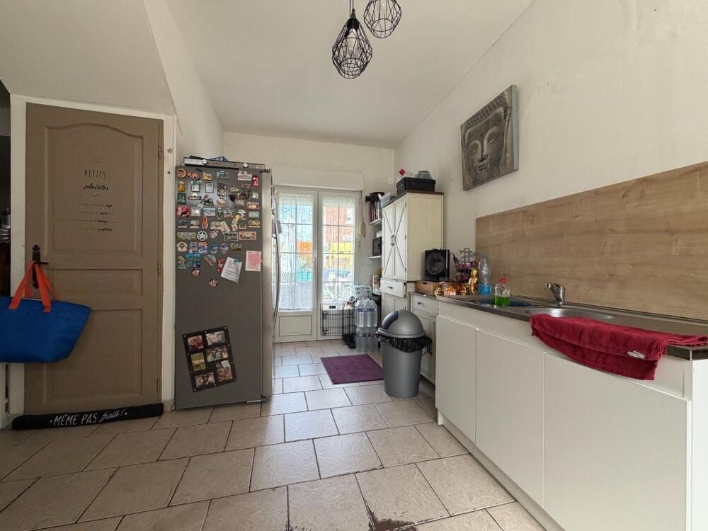 MAISON VENDUE LOUEE, 2 CHAMBRES, BUREAU, JARDIN