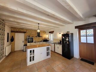  Propriété/château à vendre 10 pièces 285 m²