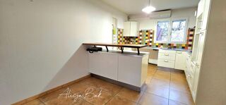  Immeuble � vendre 10 pi�ces 235 m�