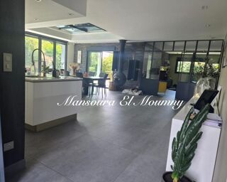  Propri�t�/ch�teau � vendre 8 pi�ces 340 m�