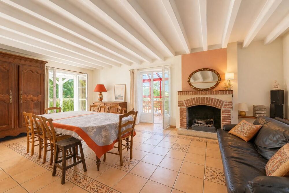 Vente Maison Maison de 4 pièces de 139 m² à Vendières Vendieres