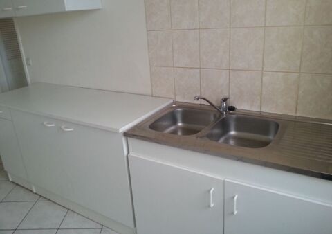  Appartement  louer 1 pice 87 m