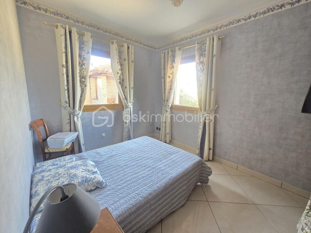 � vendre  Propri�t�/ch�teau Bouzigues (34140)