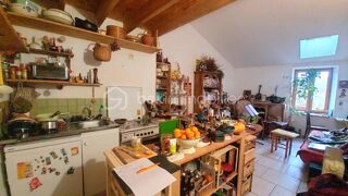  Immeuble à vendre 15 + pièces 340 m²