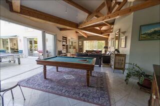  Maison  vendre 7 pices 240 m