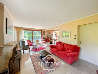  Propri�t�/ch�teau � vendre 10 pi�ces 225 m�