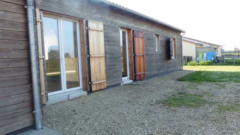 Vente Maison Dpt Deux Sèvres (79), à vendre proche de AIRVAULT maison P4 de 106 m² - Terrain de 1 144,00 m² - Plain pied Assais les jumeaux