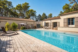  Maison à vendre 9 pièces 345 m²