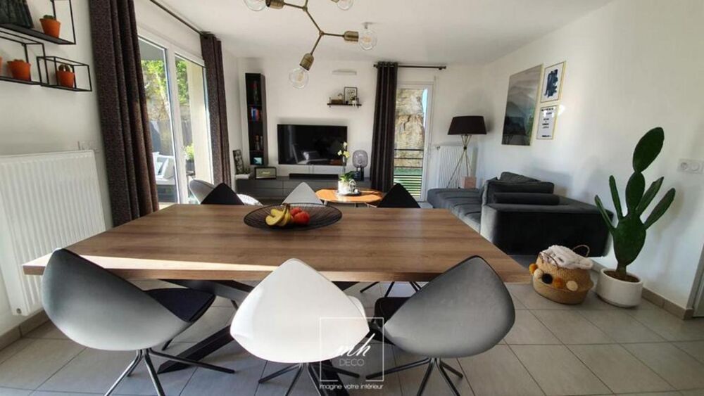 Appartement 4 pièces 112 m² · à Poisy · 112 m² · 696 000 €