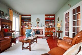  Maison à vendre 10 pièces 220 m²