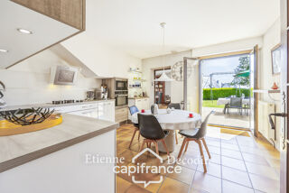  Maison à vendre 7 pièces 225 m²