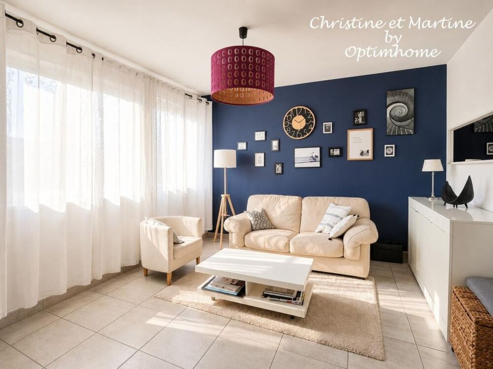 À vendre Clermont-Ferrand  T2 lumineux de 43 m² avec vue dégagée et cave