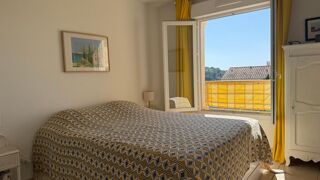  Appartement à vendre 2 pièces 38 m² Saint raphael