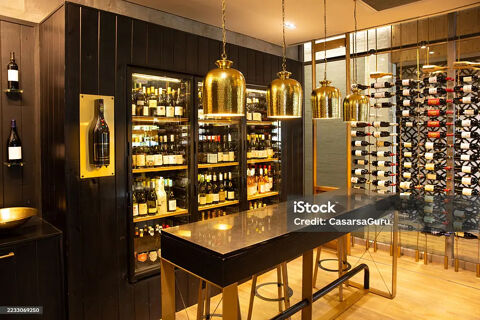   75012 PARIS : CAVE À VINS, DÉGUSTATION, 66 M² - EMPLACEMENT N° 1 - À DEUX PAS D'UN MÉTRO - AXE TRÈS PASSANTE 
