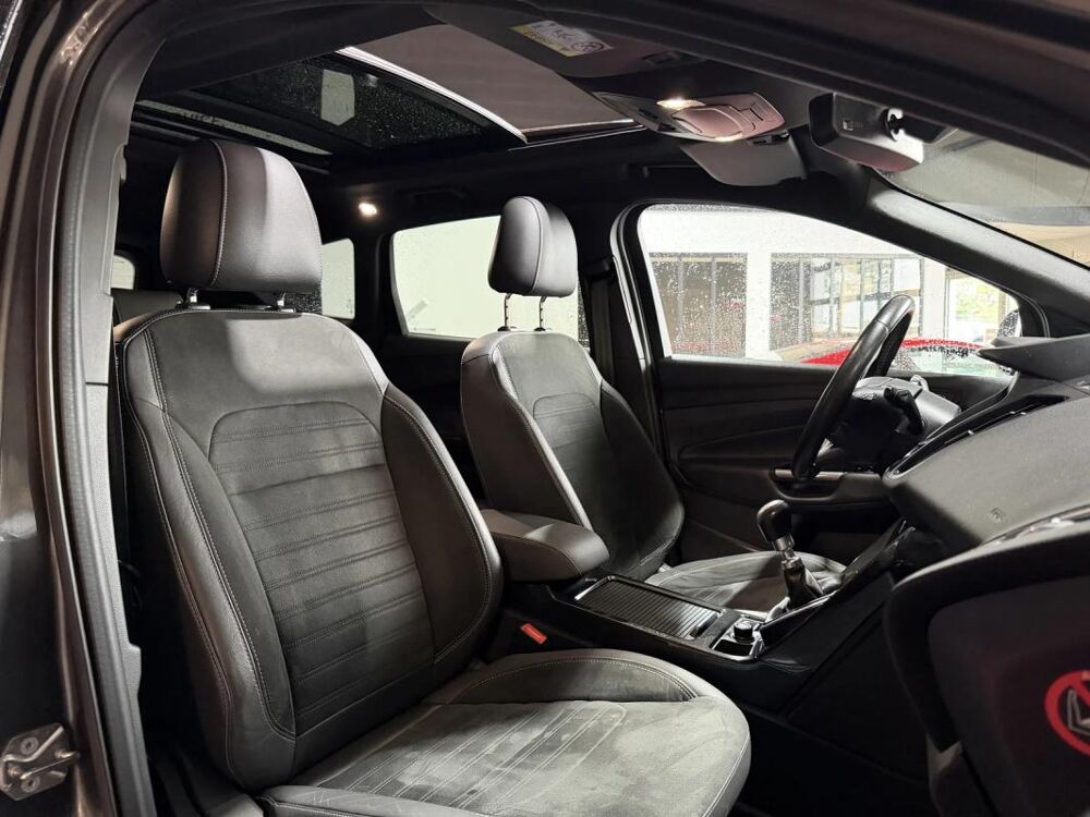 Kuga ST-Line 2017 occasion 85190 Venansault