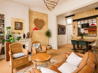  Immeuble à vendre 7 pièces 238 m² Bordeaux