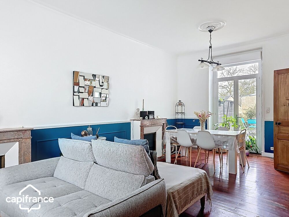 THOUARS Place Lavault Maison de 120 m2 4 chambres