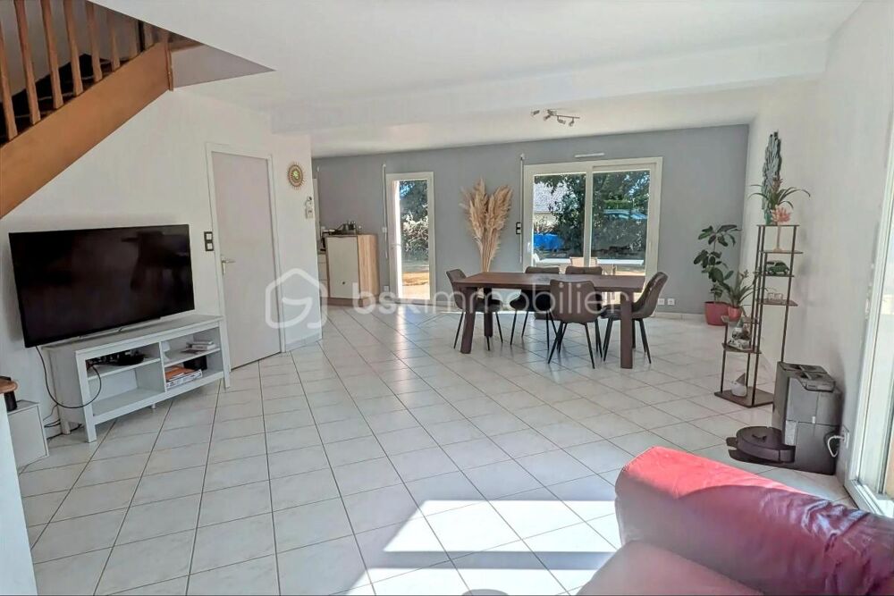 Vente Maison À DÉCOUVRIR ! Maison lumineuse de 107 m² avec 4 chambres et grand jardin Saint germain du pinel