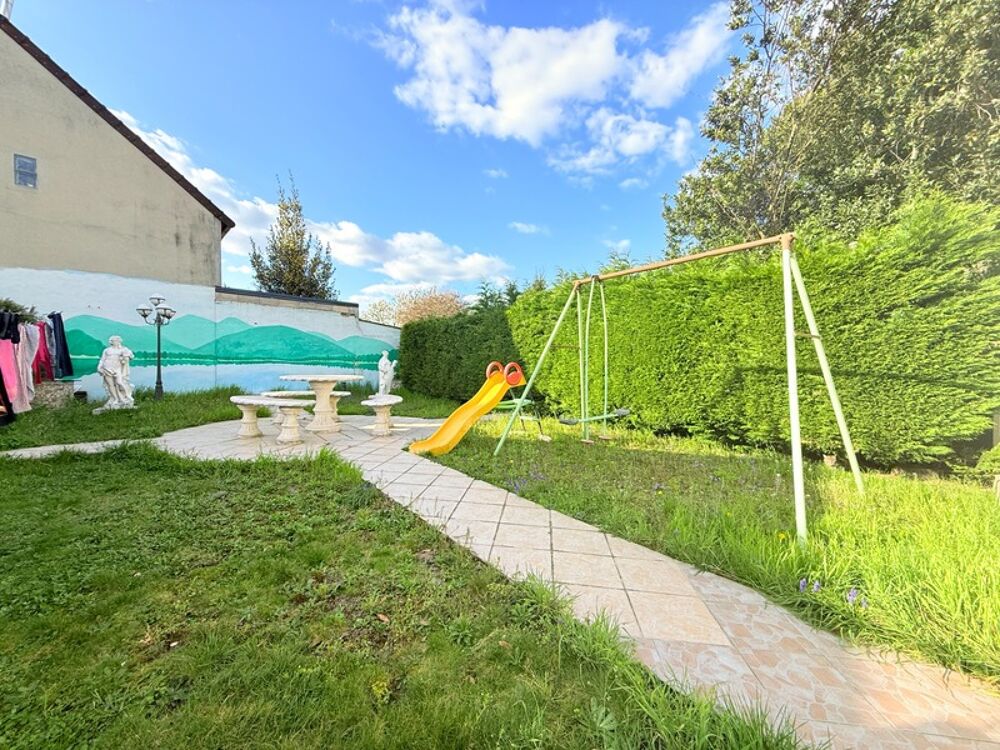 Maison à vendre 10 pièces divisible en 3 apts