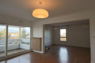  Appartement  louer 4 pices 94 m