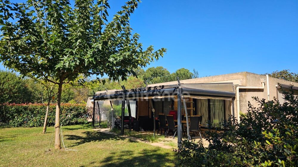 à vendre  Propriété/château Hyères (83400)