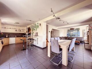  Maison à vendre 6 pièces 147 m²