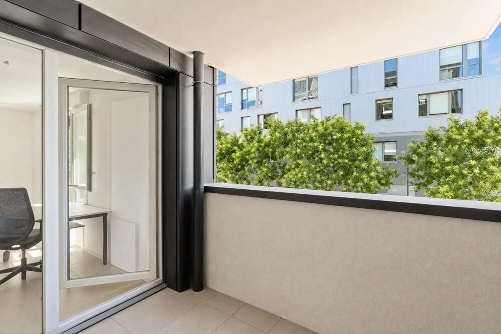 Appartement T4 lumineux  Lyon 8 proximité Galeries Lafayette et métro / tram
