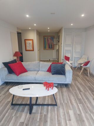  Appartement à louer 3 pièces 70 m²
