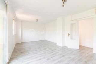 Appartement à louer 3 pièces 74 m²