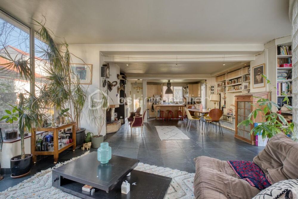 Maison de ville T5 (4 chambres) de 155 m2 - VILLA CHASSAGNOLLE - LES LILAS