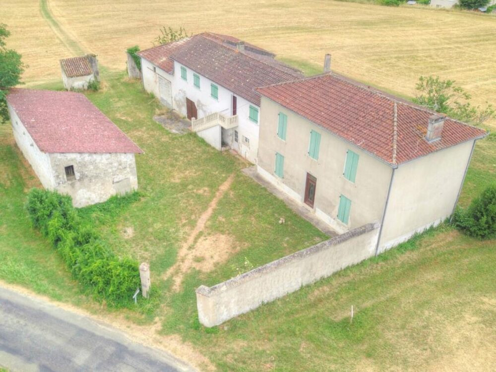 Ensemble de 220m² en 2 maisons avec dépendances