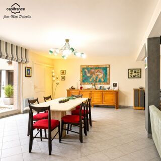  Villa à vendre 8 pièces 250 m²