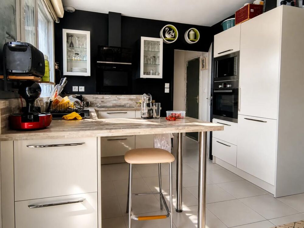 Maison de 6 pièces de 144 m² à Tourville-sur-Odon