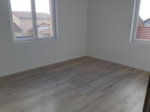  Maison  louer 3 pices 80 m