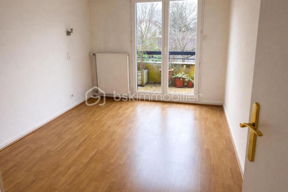 Vente Appartement 2 PIECES DANS UNE RESIDENCE RECENTE AVEC BALCON FILANT & BOX Le blanc mesnil