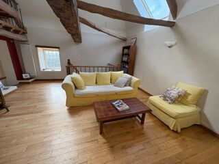  Maison  vendre 7 pices 245 m