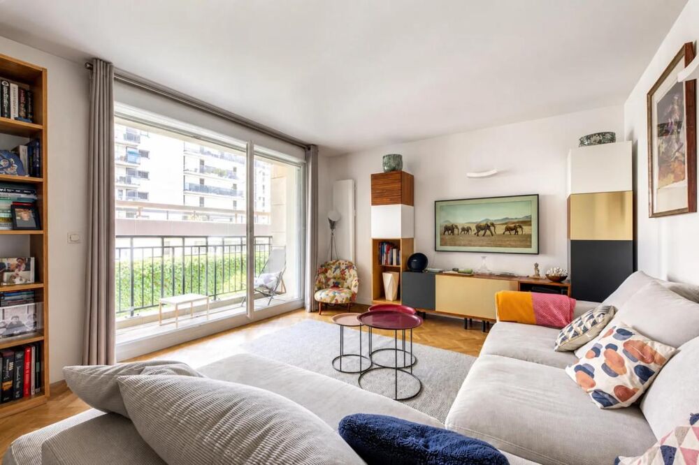 Vente Appartement 92800 - PUTEAUX - FRONT DE SEINE - 4 PIECES -3 CHAMBRES - BALCON Puteaux