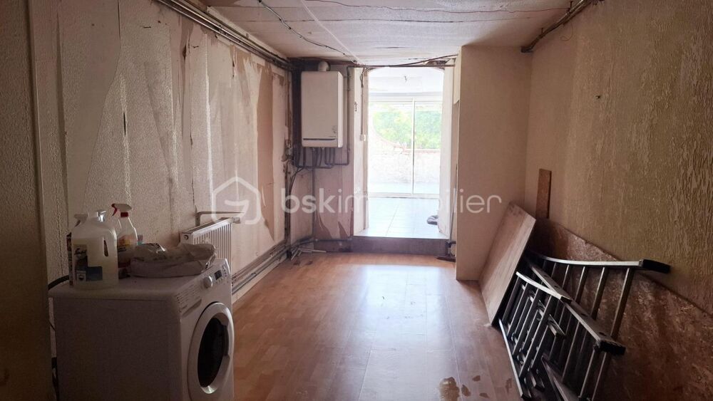 UN SUPERBE APPARTEMENT AVEC UN BEAU JARDIN