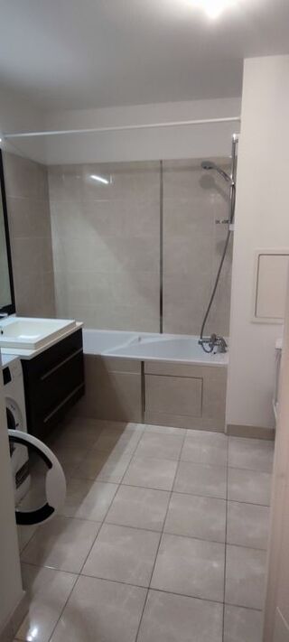  Appartement à louer 2 pièces 42 m²