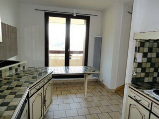  Appartement à louer 2 pièces 63 m²