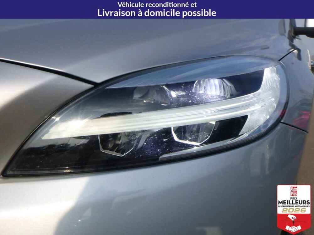 V40 D2 120 Geartronic 6 - Momentum 2017 occasion 10150 Lavau