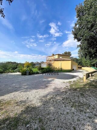  Villa à vendre 6 pièces 220 m²