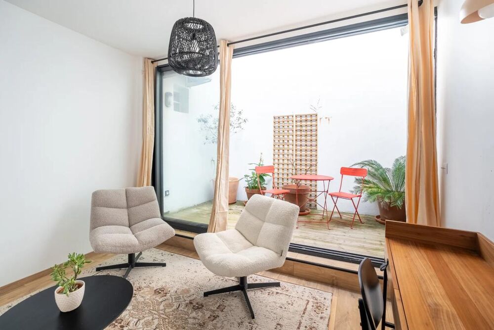 Vente Maison Maison de 5 pièces de 136 m² à Bordeaux Bordeaux