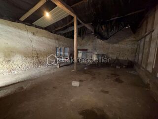  Remise / Grange � vendre 2 pi�ces 150 m�